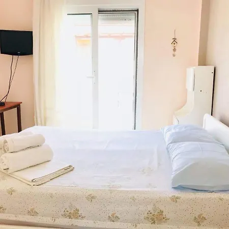 Zorbas Apartment *
